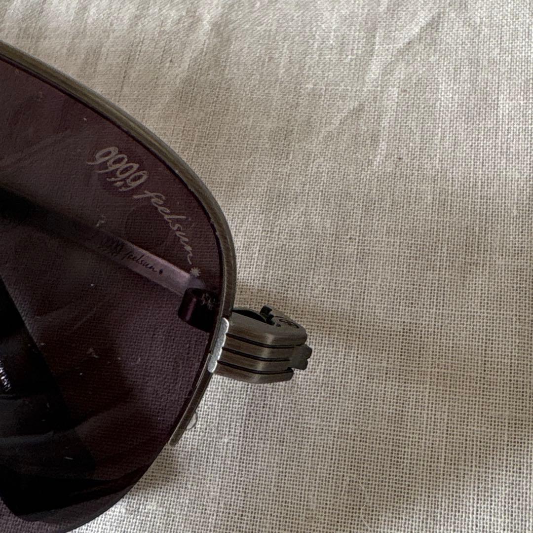 999.9 Four Nines feelsun フィールサン　F-03S