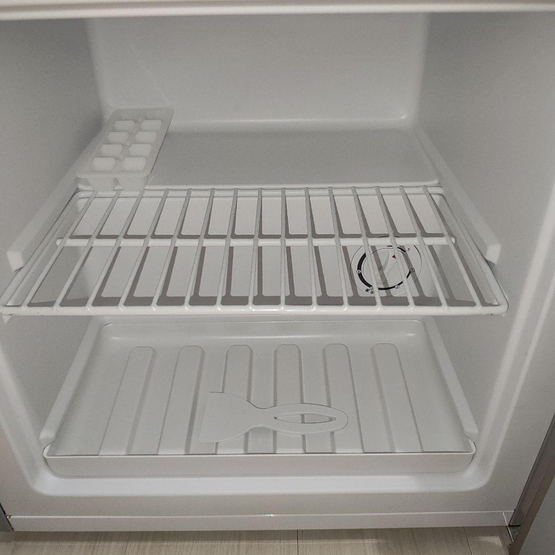 2023年製小型冷凍庫 31Lアイリスオーヤマ PF-A31FD-N ゴールド