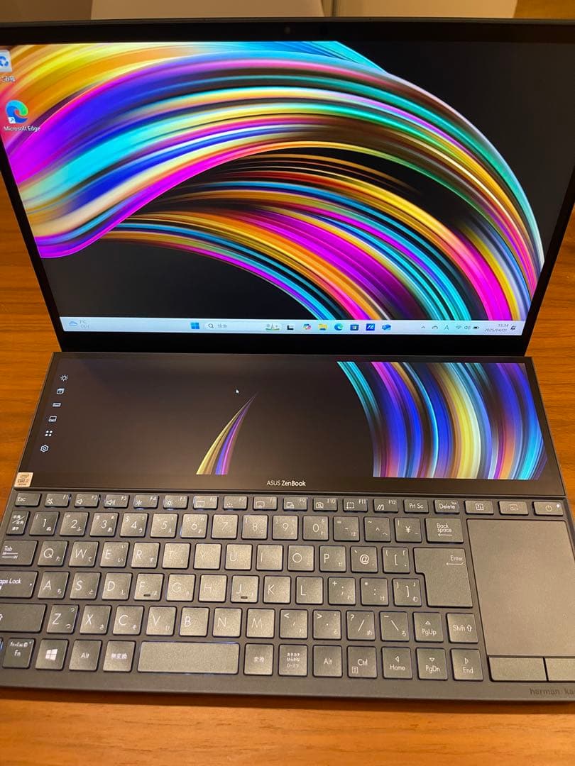 【リン】ASUS ZenBook Duo Core i7 状態良好