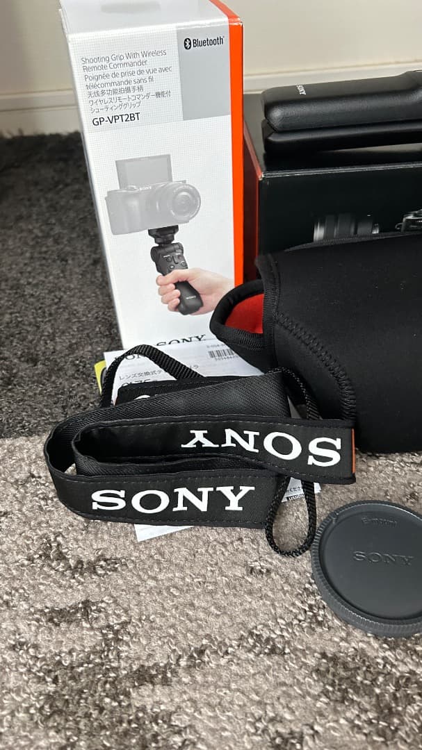 【極美品】SONY α7CII（α7C2）レンズキット＋純正グリップ他