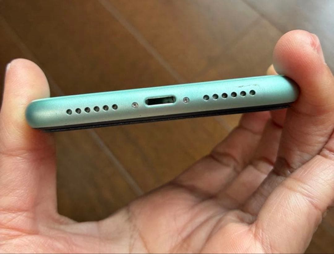 Apple iPhone 11 ミッドナイトグリーン 128GB本体