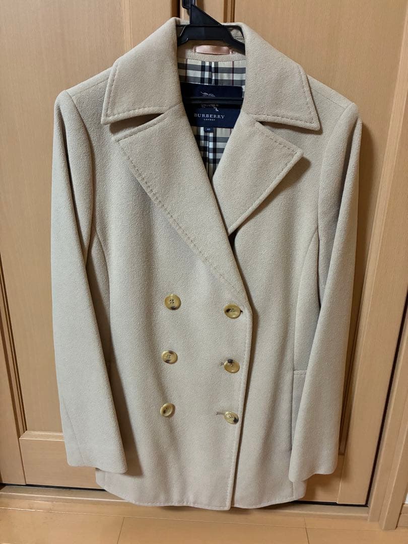 BURBERRY ベージュ ダブルブレストコート