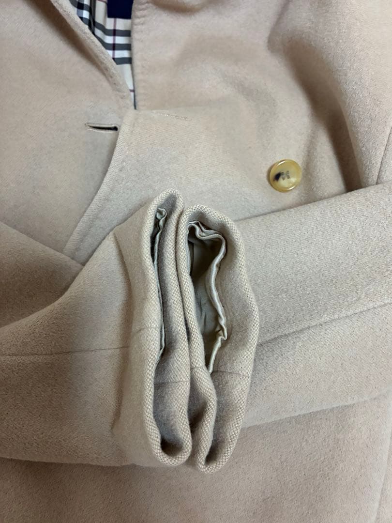 BURBERRY ベージュ ダブルブレストコート