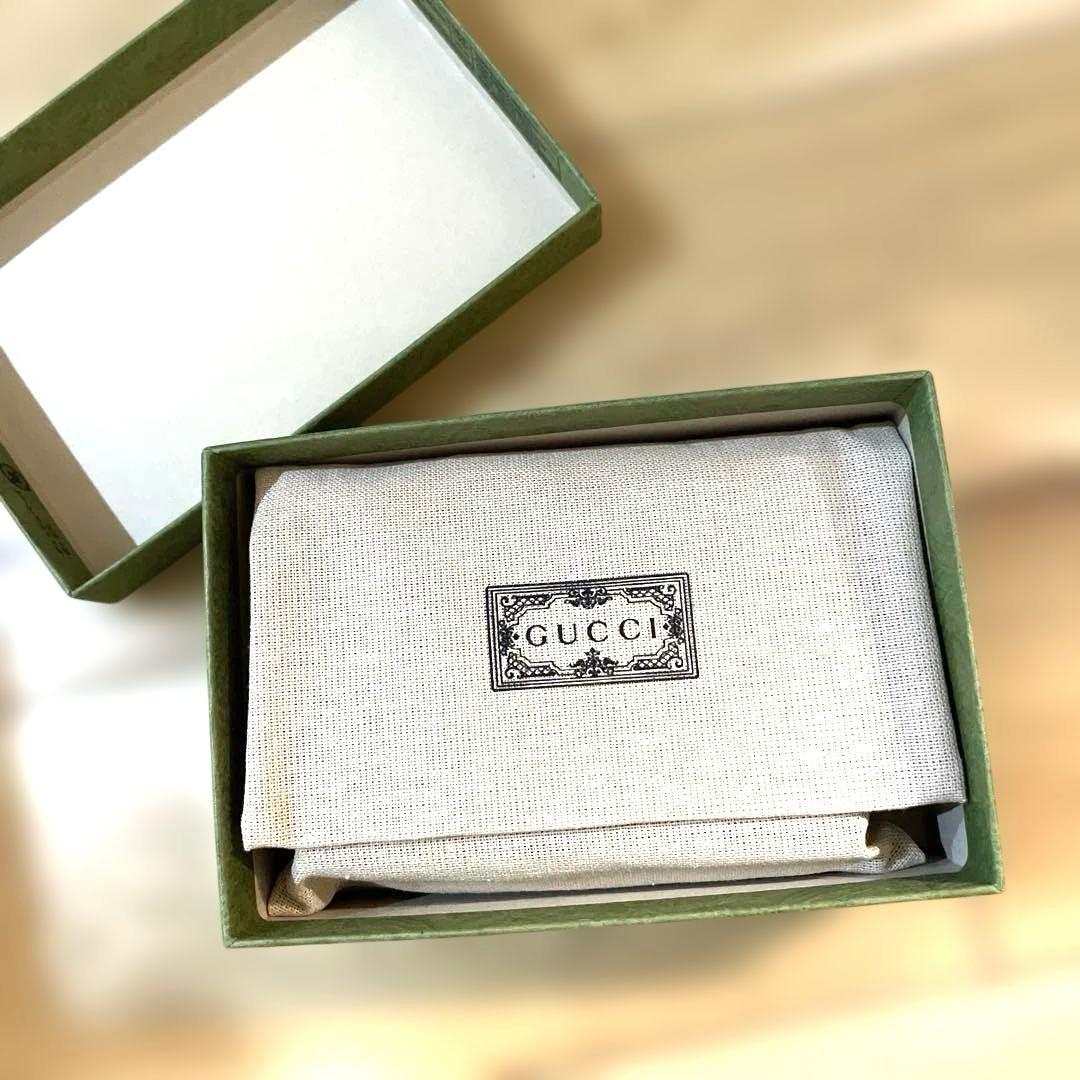 GUCCI 名刺入れ　カードケース　 〜RESORT〜