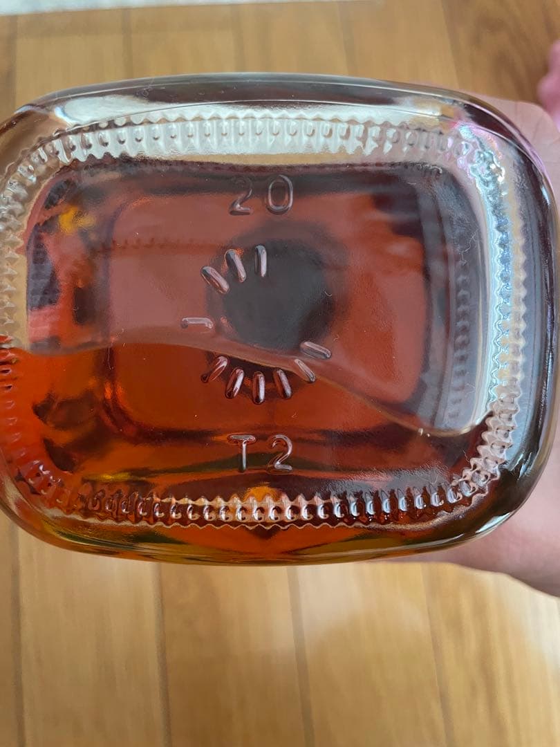 ウイスキー　軽井沢100% MALT WHISKY 8年