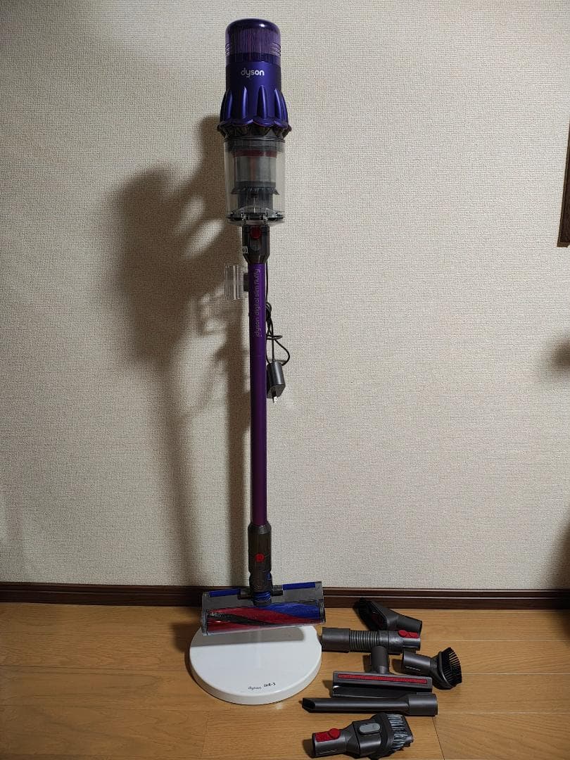 ダイソン★digital slim★SV18★バッテリー新品と同等★スタンド付3