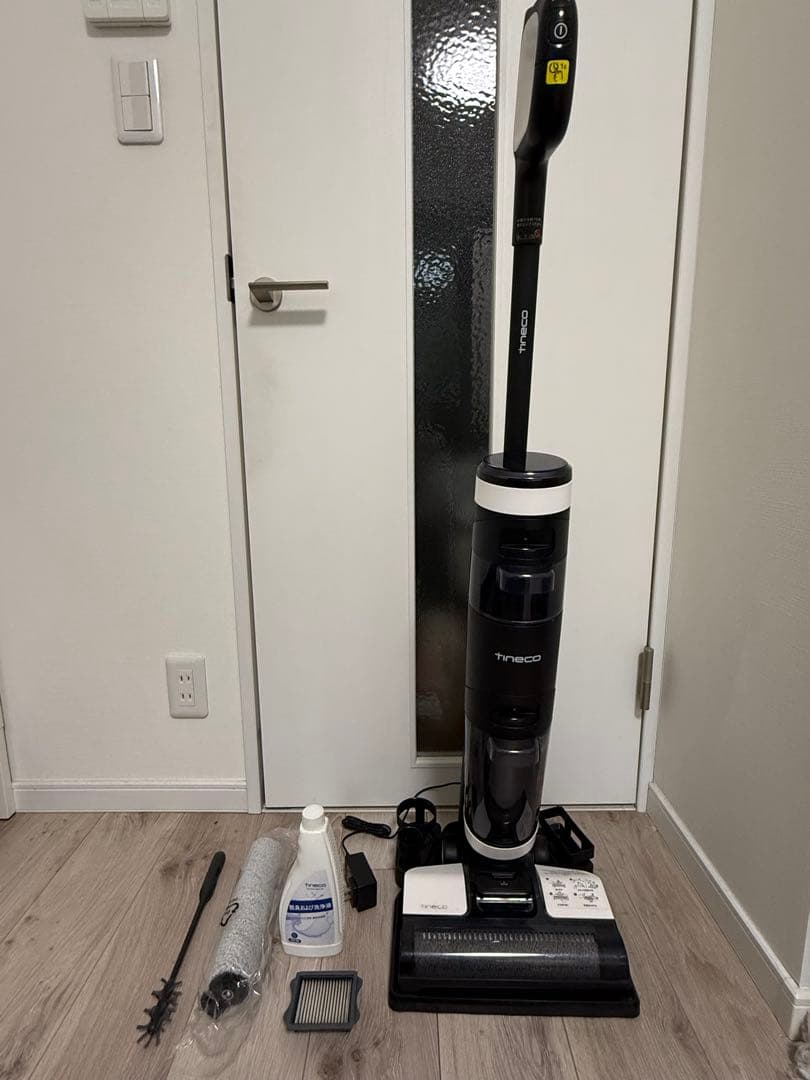 Tineco キャニスター掃除機 本体と付属品