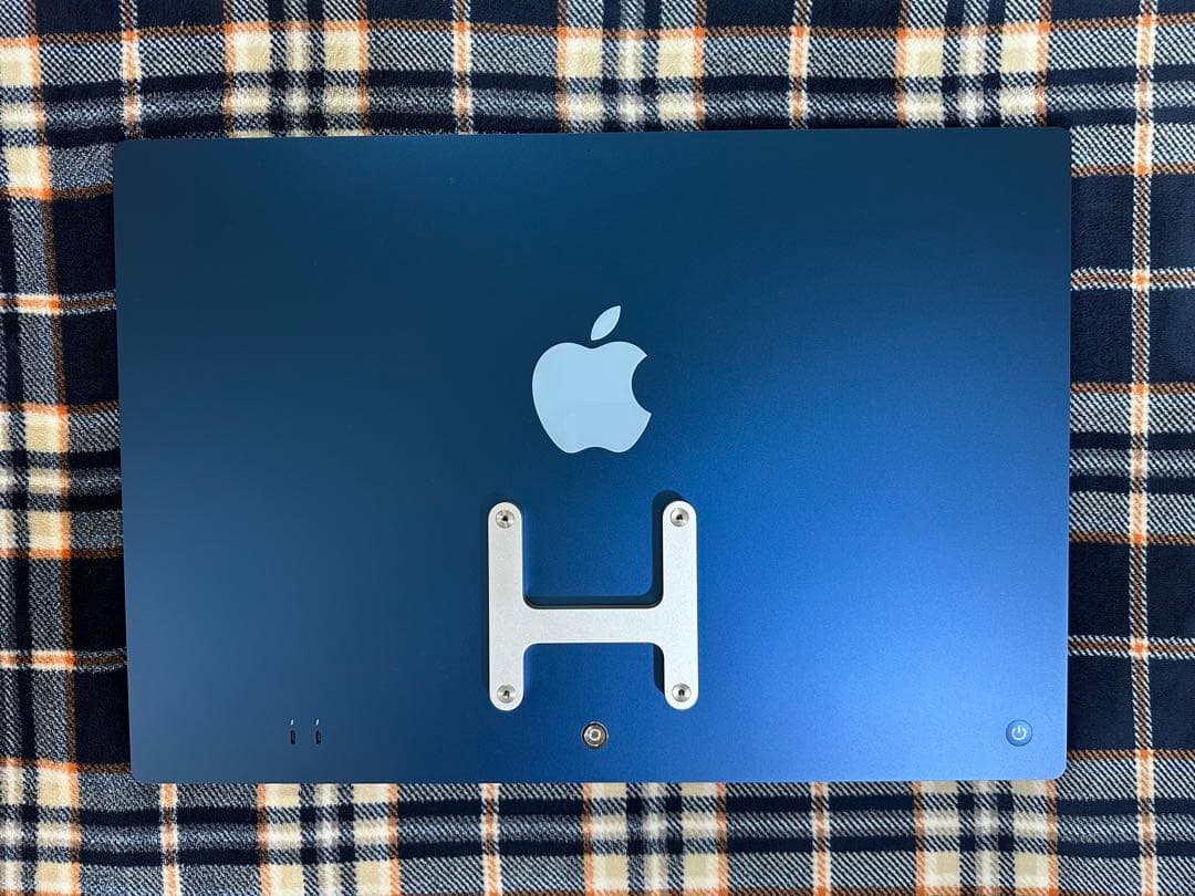 iMac M3 24インチ 24GBメモリ BTO ブルー 本体のみ VESA