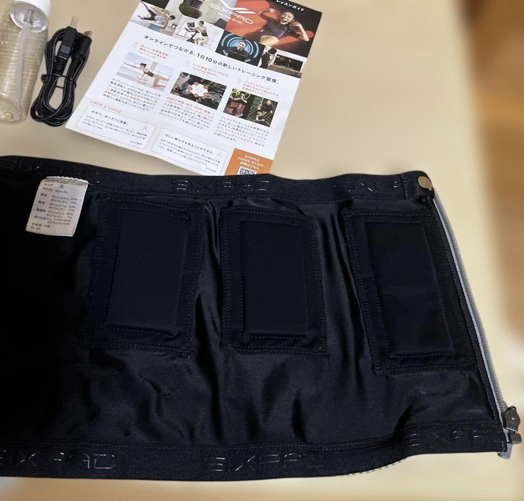 美品Sサイズ　シックスパット　パワースーツコアベルト、コントローラ付