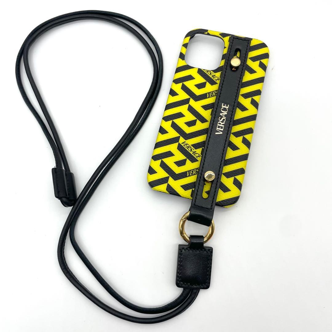 【美品】ヴェルサーチ スマホショルダー iPhoneケース イエロー×黒