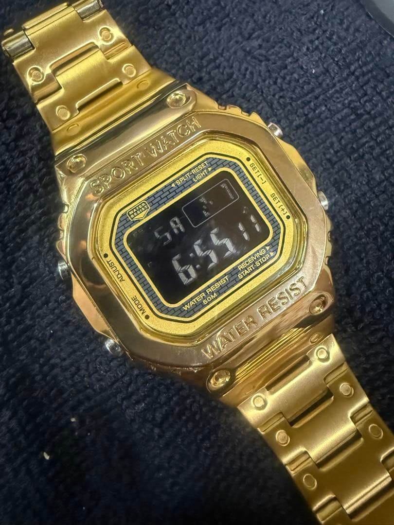 h*s様 デジタル　腕時計　メタル　ゴールド　used 木村拓哉　教場　5600