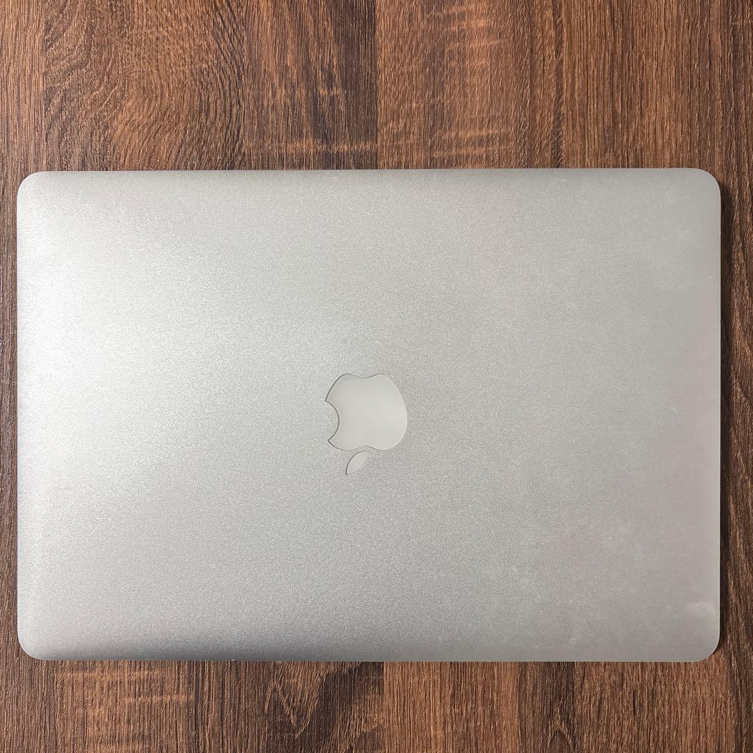 Apple MacBook シルバー 本体　2014 起動確認済み