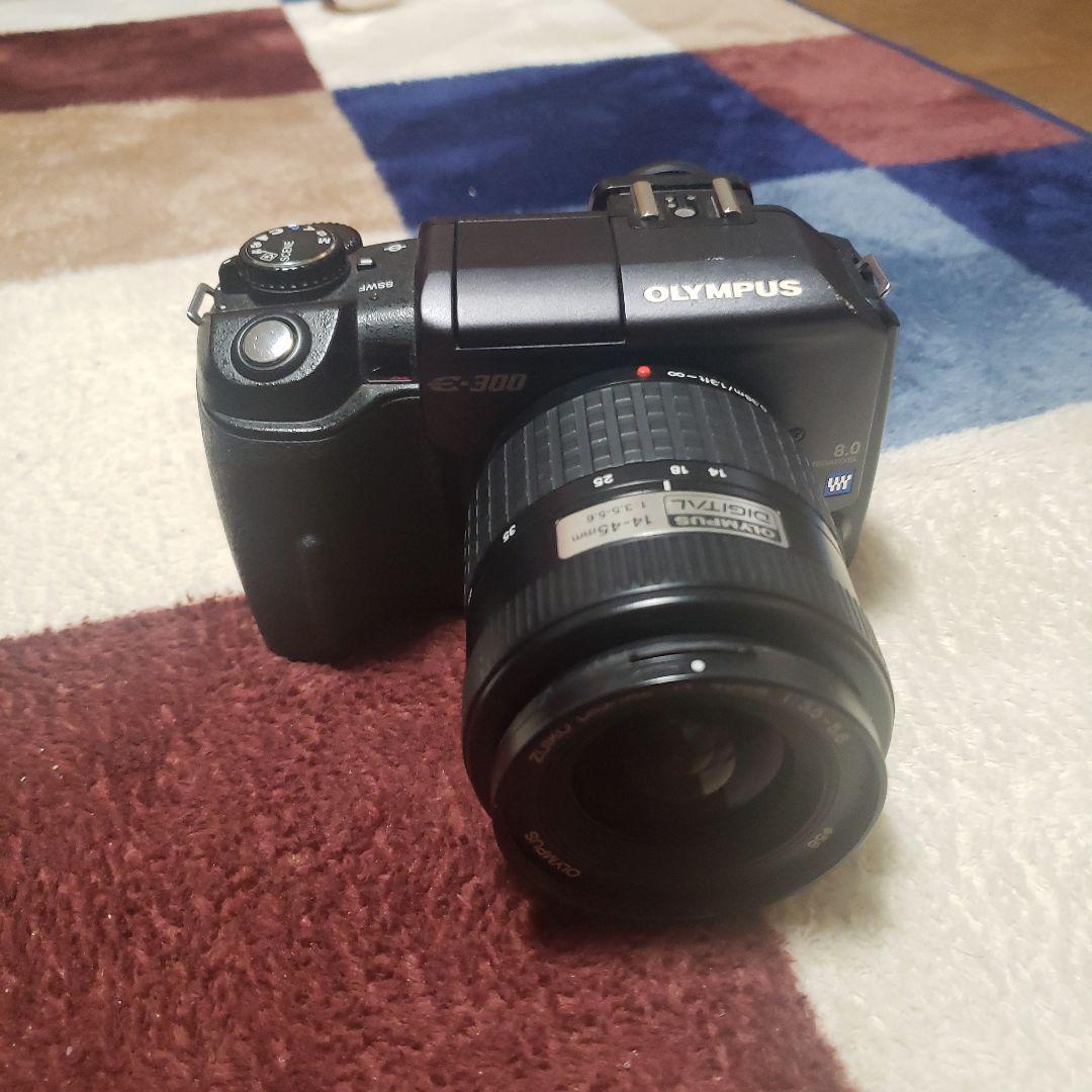 OLYMPUS E-300 デジタル一眼レフカメラ