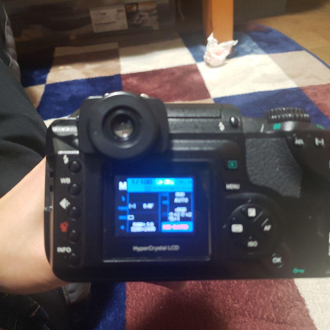 OLYMPUS E-300 デジタル一眼レフカメラ