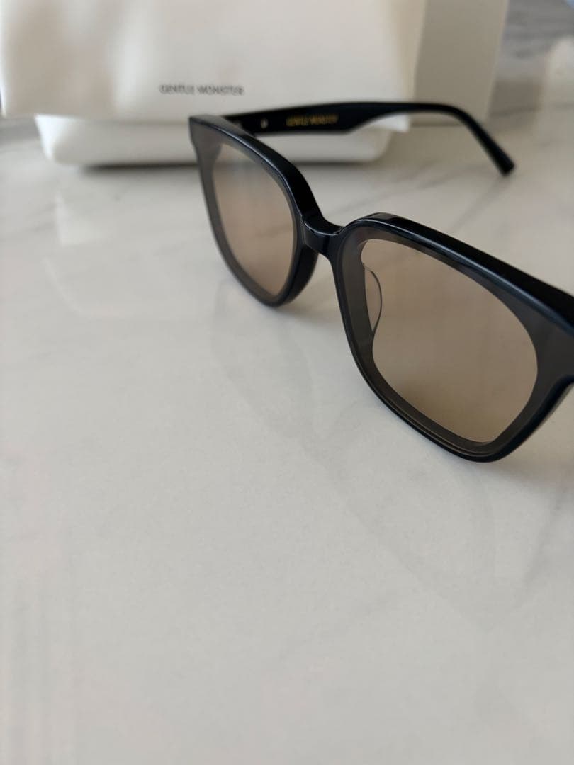 GENTLE MONSTER スクエアサングラス LILIT 茶色