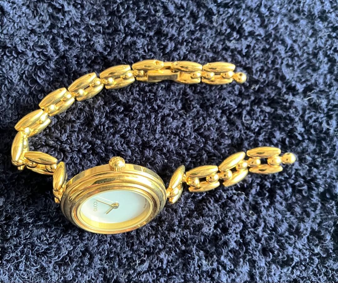 GUCCI 時計　チェンジベゼル　（ジャンク品）