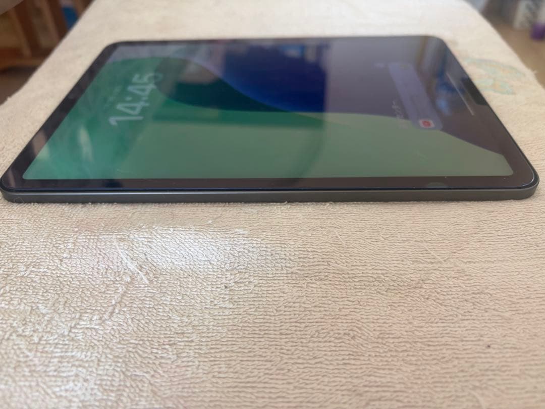 美品傷なしiPad Air5/5世代/64GB/wifiバッテリー最大容量96%