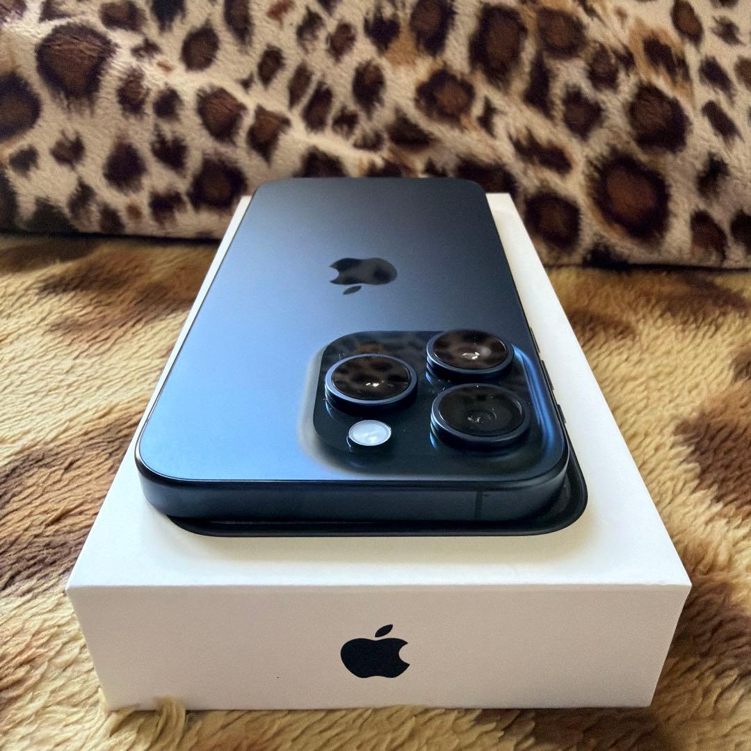 SIMフリーApple iPhone15pro 128GB ブルーチタニウム