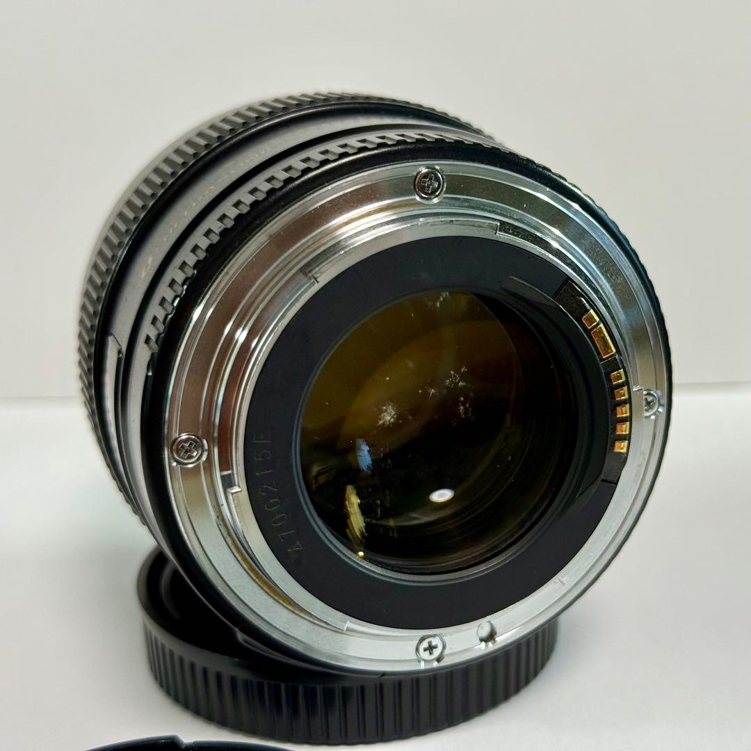 Canon EF 85mm F1.8 USM 【訳あり】