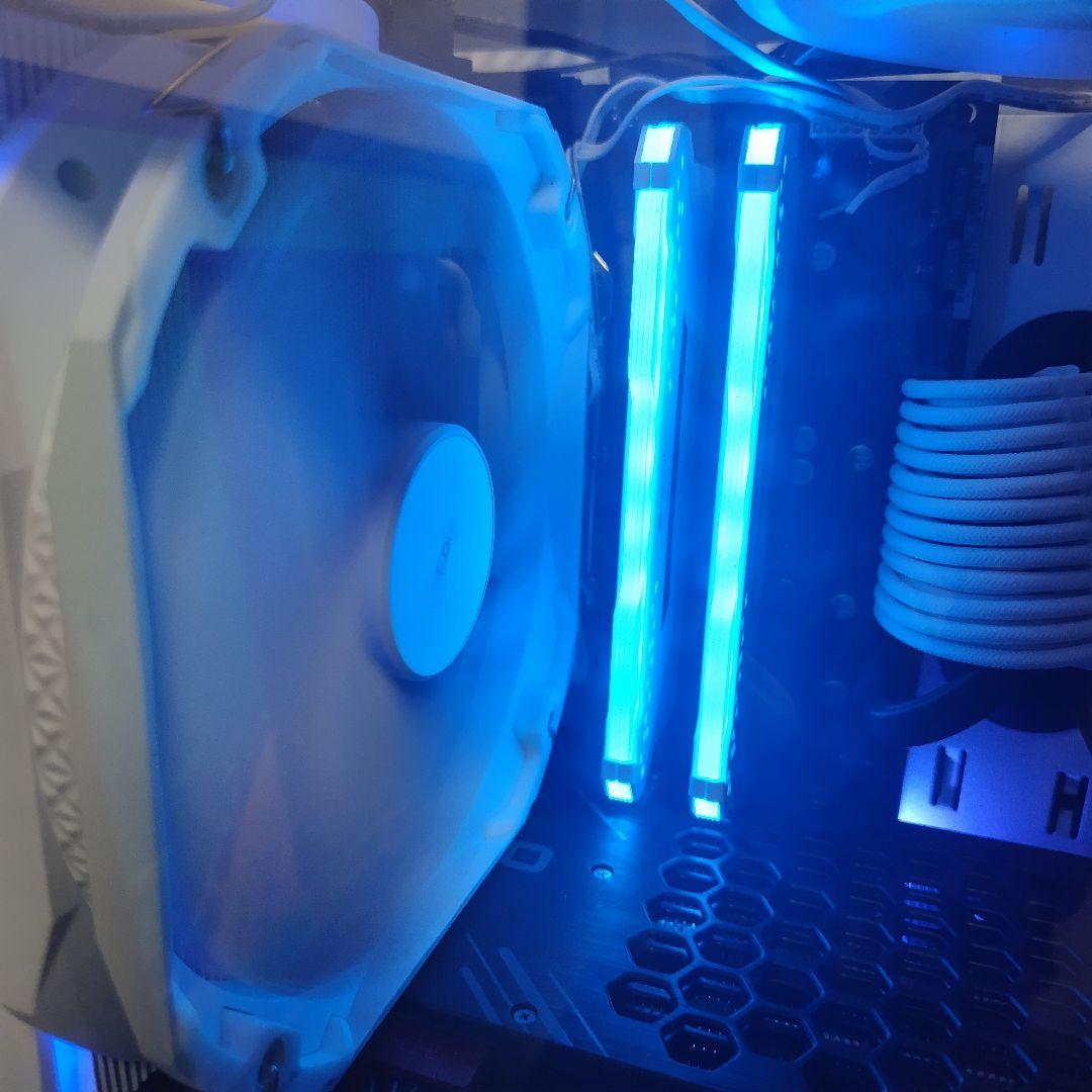 Corsair Vengeance RGB PRO DDR4 8GB2枚