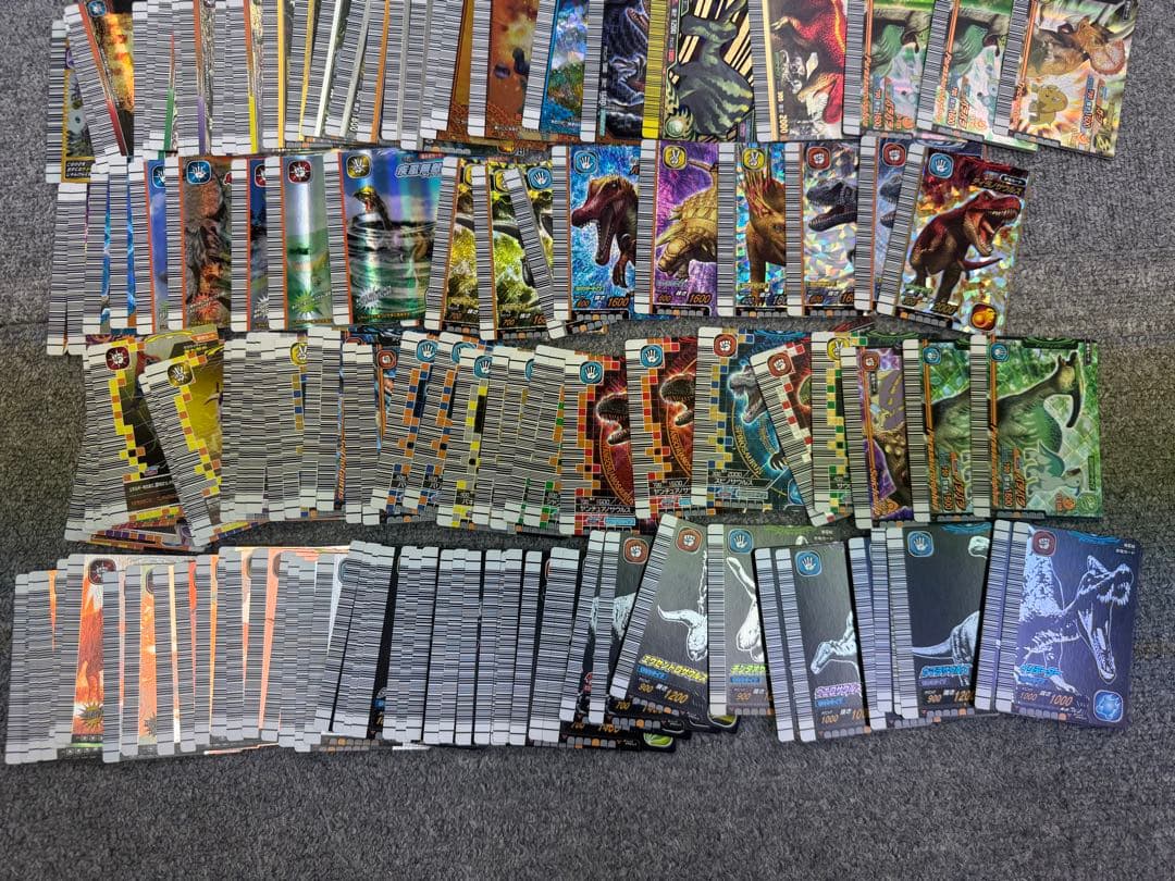 美品　恐竜キング　カード　まとめ売り　約800枚