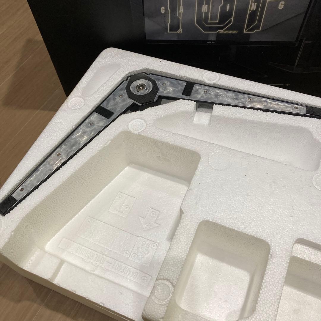 ディスプレイ・モニター本体 TUF Gaming VG28UQL1A