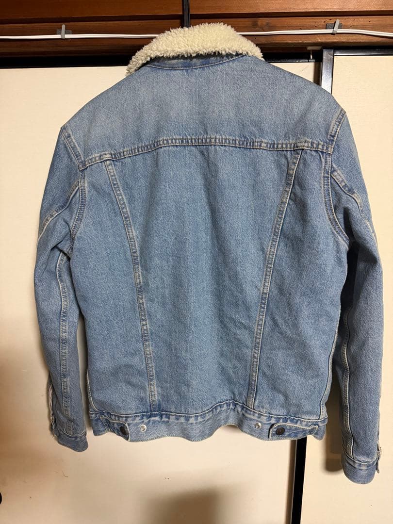 リーバイス　デニム ボア ジャケット　Mサイズ