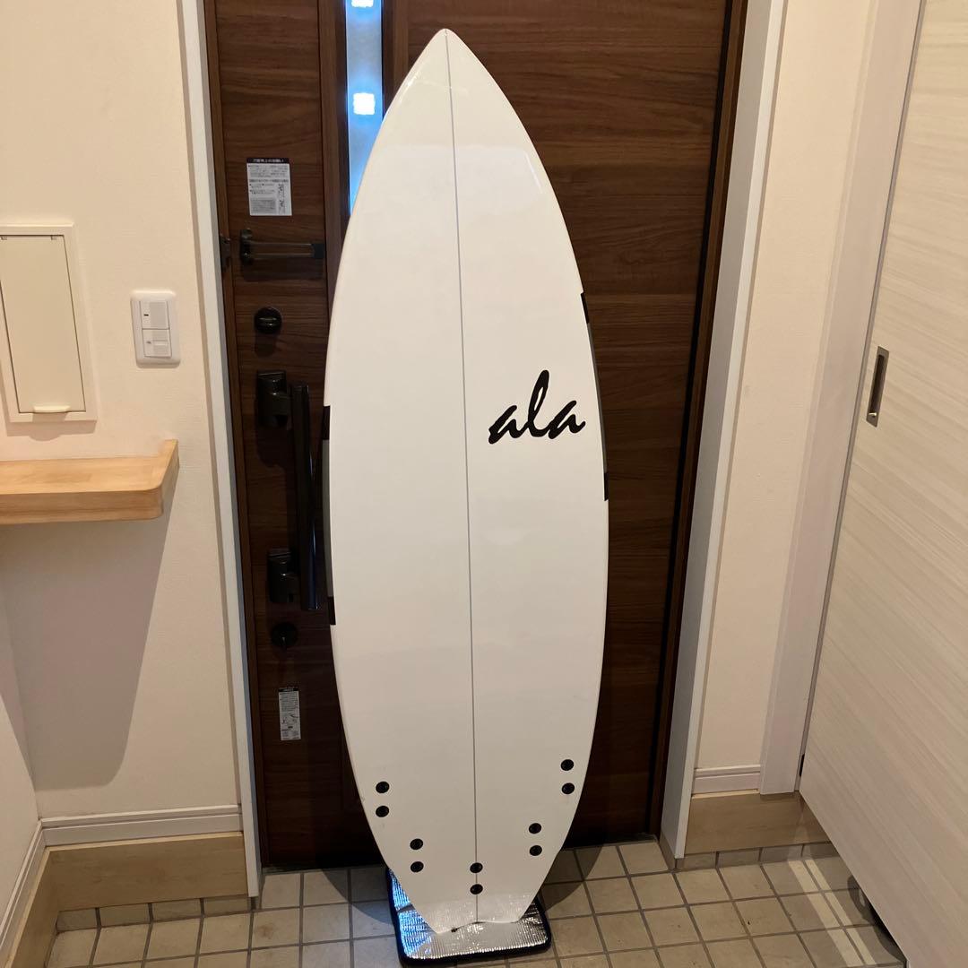 小波用　ALA サーフボード約170×51.5×6.0（センチ）29〜31L