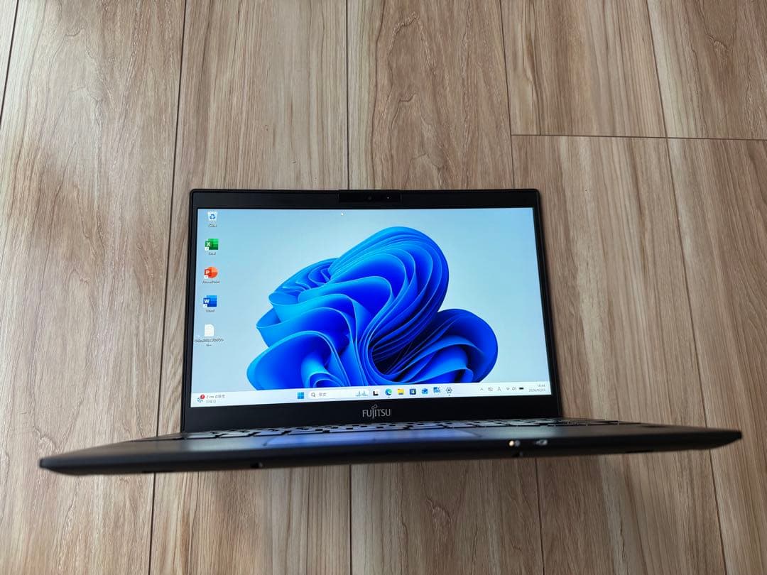 軽量751g LIFEBOOK U9310/E i5メモリ8GB SSD256G