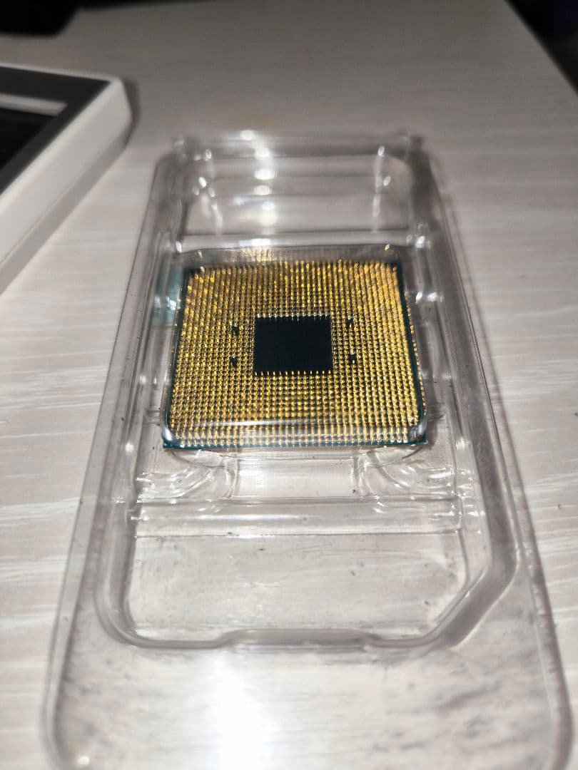 新品未使AMD Ryzen 7 5700X3D / 即発送