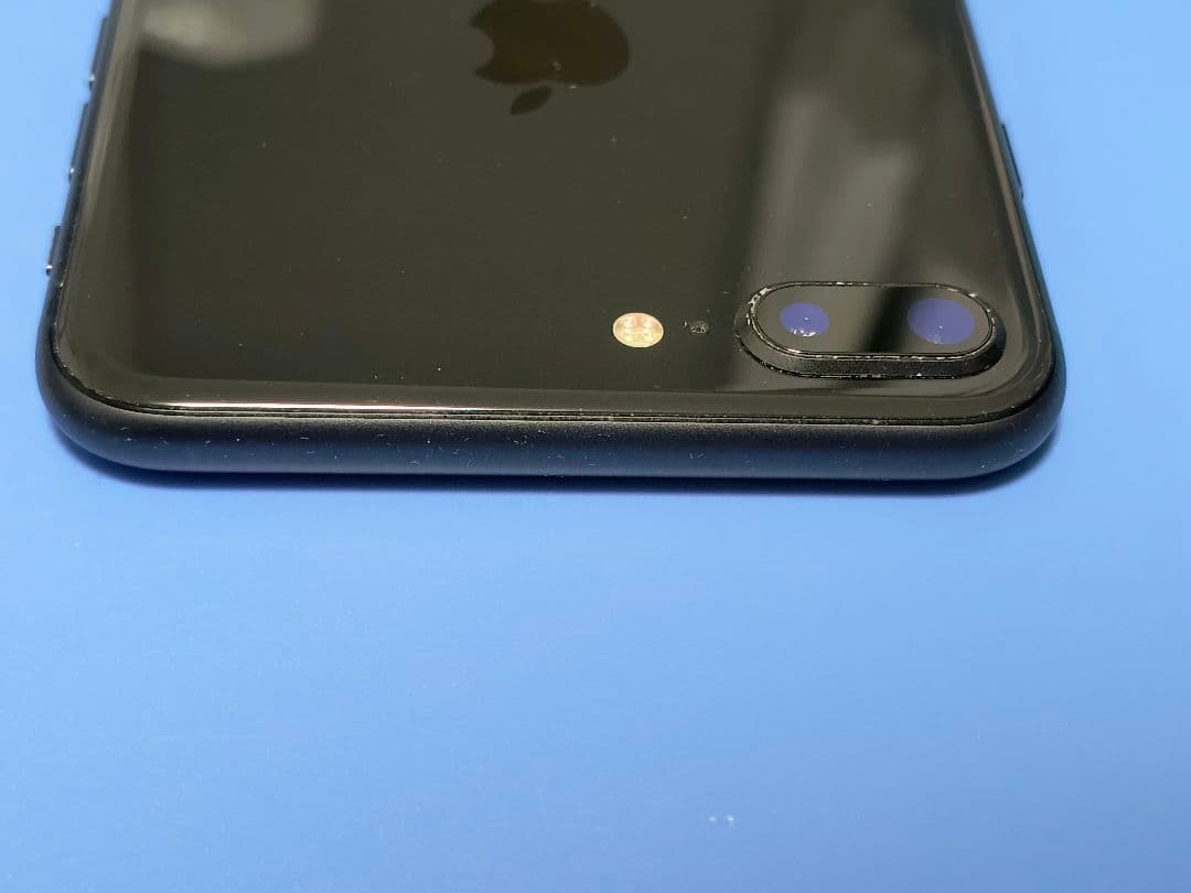 スマートフォン本体 Apple iPhone 8 Plus 64GB