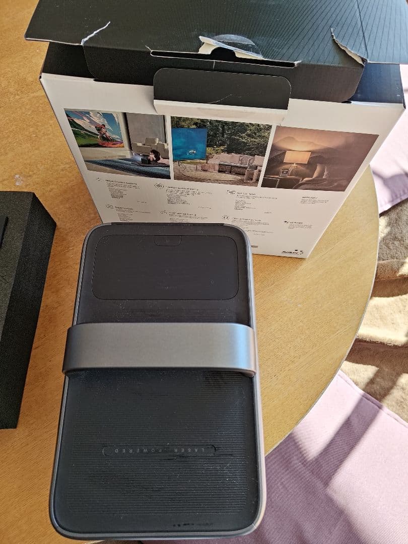 NEBULA Cosmos Laser 4K プロジェクター 本体