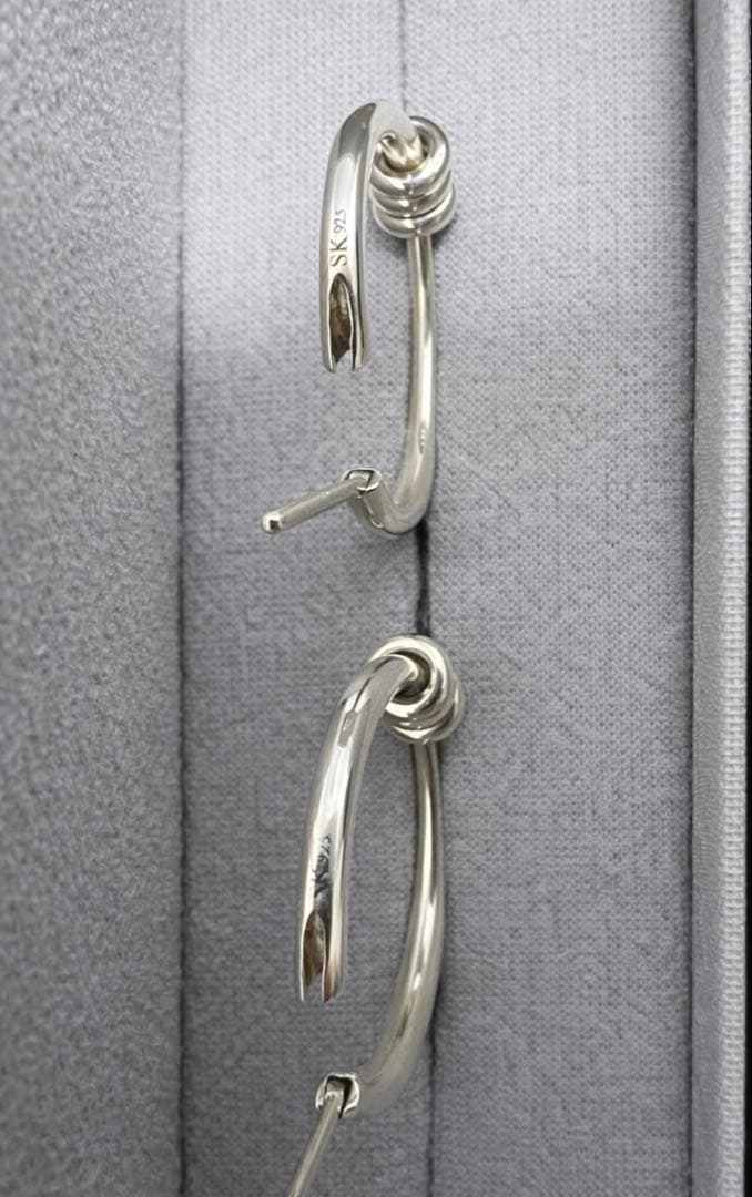 Spinelli Kilcollin シルバー フープピアス（両耳用）