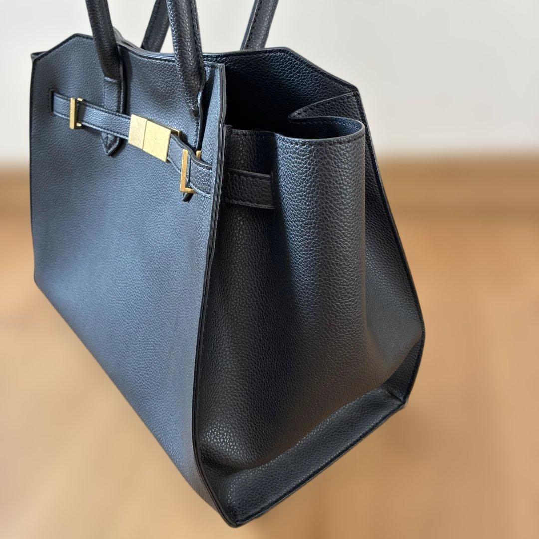 【未使用品】Mila Owenミラオーウェン ベルト付きラージハンドバッグ　黒