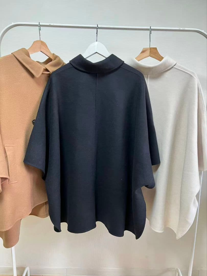 23区 見上愛さん着用 ウールライトリバー ポンチョシルエット コート