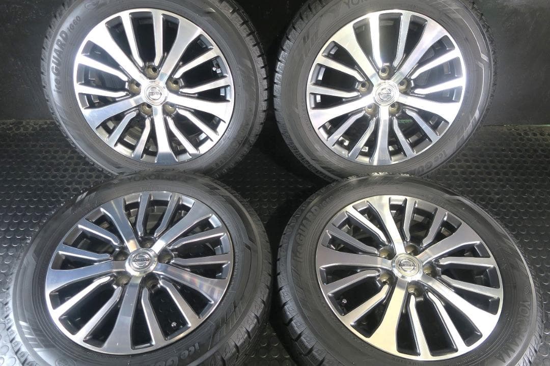 日産純正 C26 セレナ 後期 22年製 国産スタッドレス 195/60R16