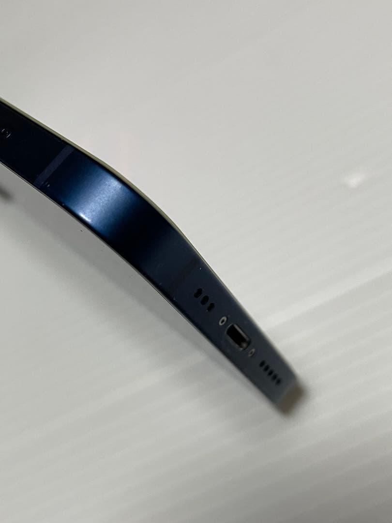 Apple iPhone12 128GB SIMフリー BT100 %