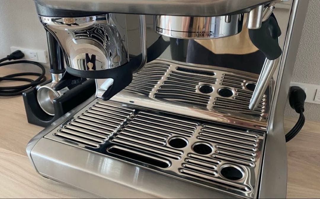 Breville エスプレッソマシン