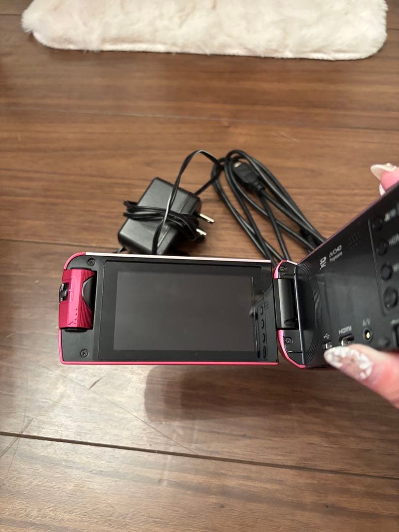 中古美品 Panasonic HC-W580M フルHD ビデオカメラ　ピンク