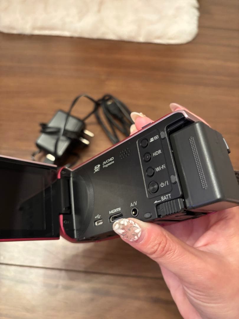 中古美品 Panasonic HC-W580M フルHD ビデオカメラ　ピンク