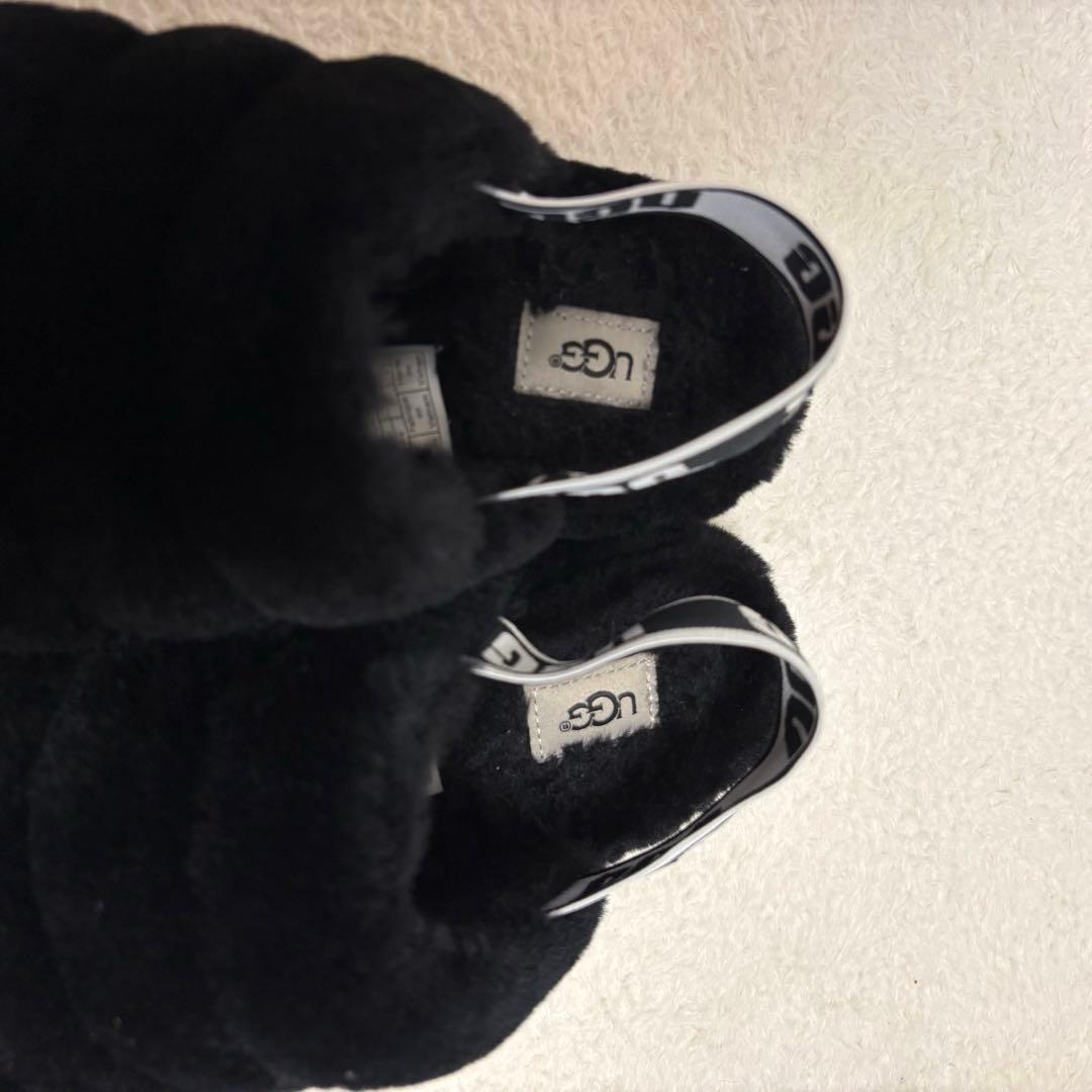 未使用品 UGG W FLUFF YEAH SLIDE ファーサンダル 23cm