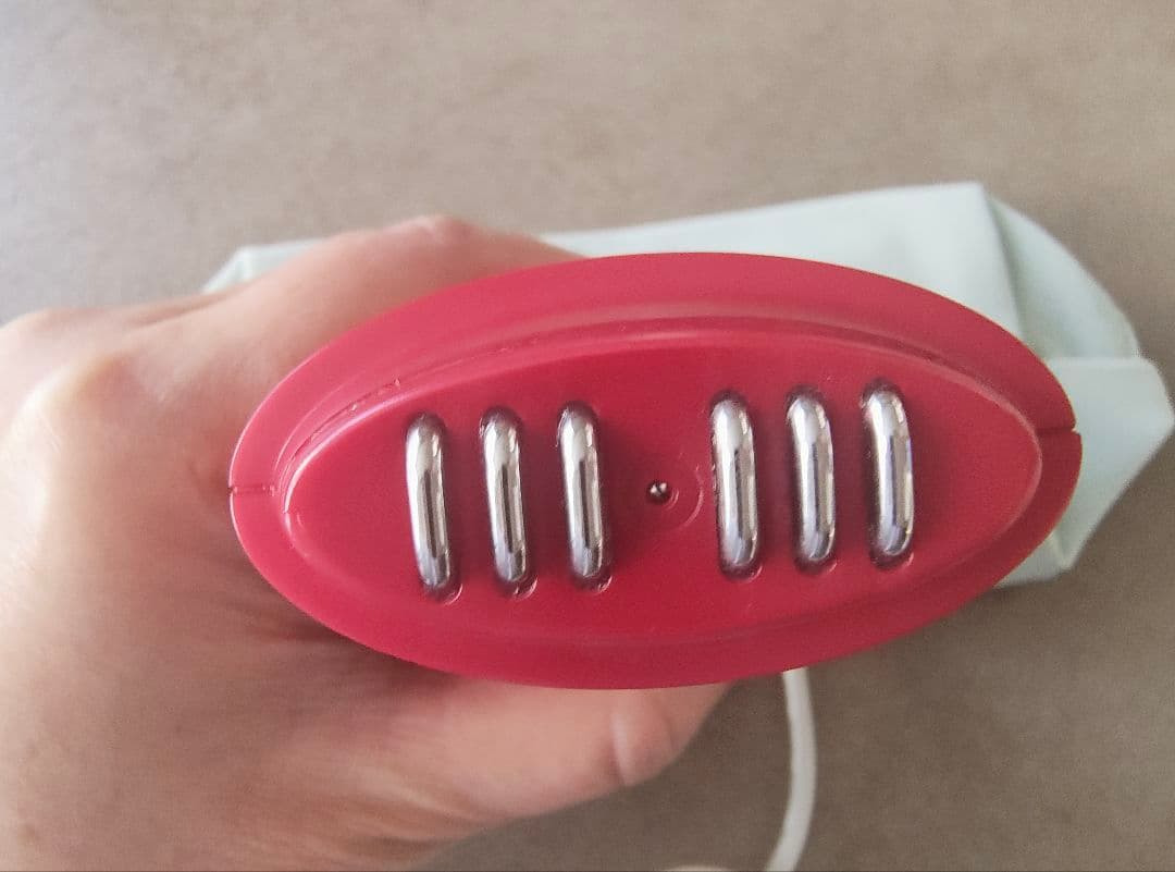 NEWA 美顔器 赤 有線タイプ