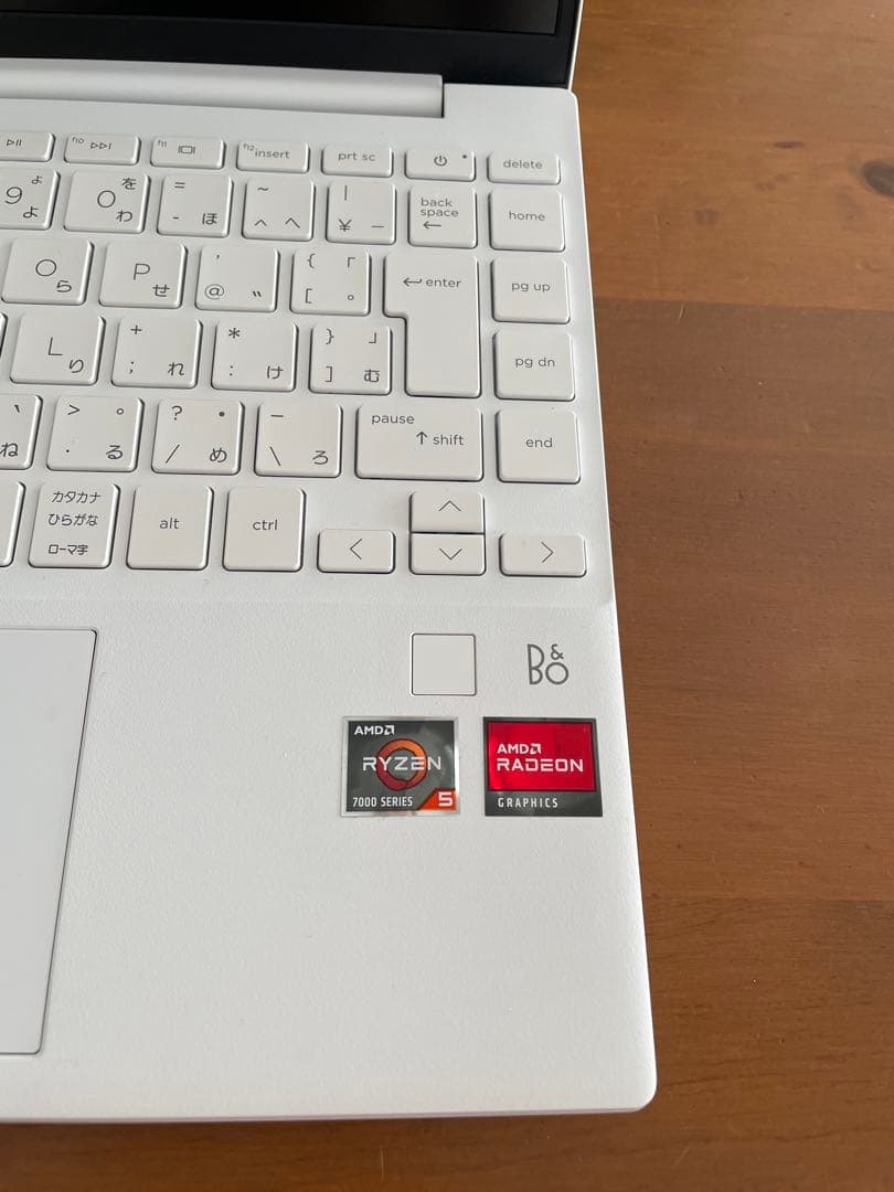 【値下げです❗️】HP Pavilion Aero 13 ホワイト