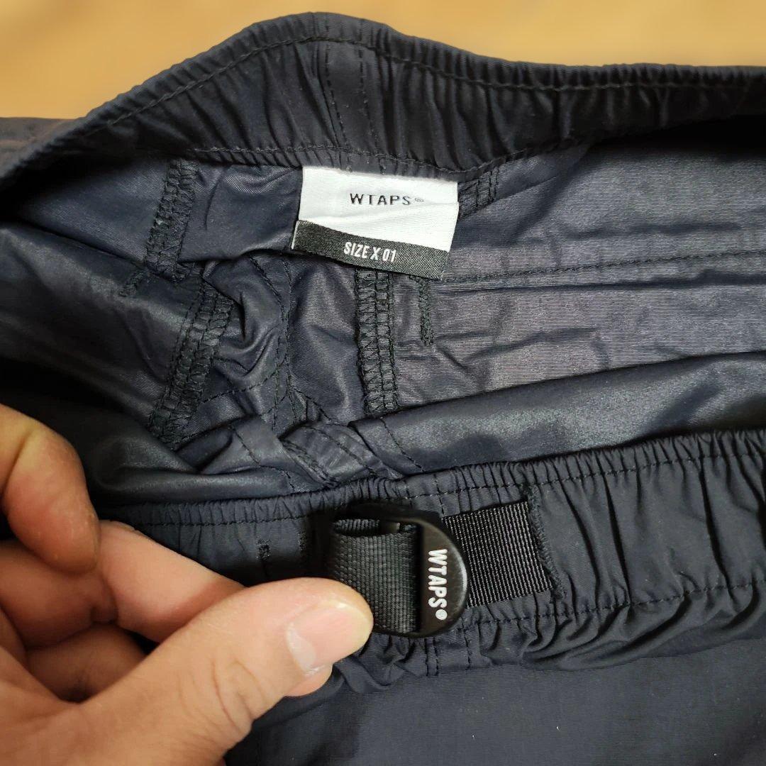 WTAPS ブラックネイビーカーゴパンツ 調整可能ウエスト