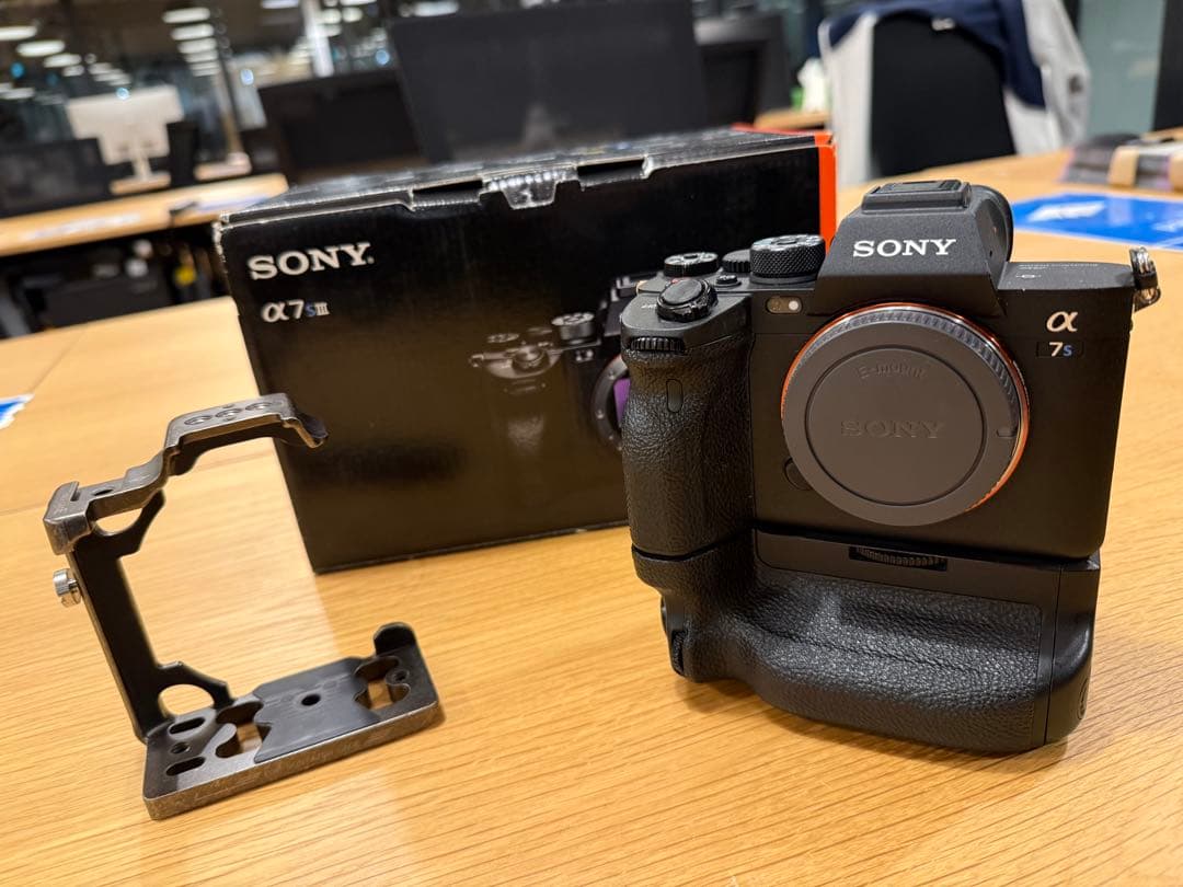 SONY α7S3 バッテリーグリップ付 ハーフリグ付