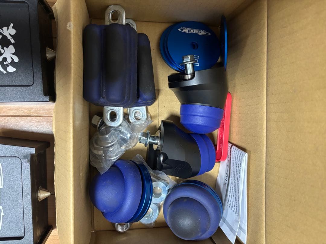 ハイエース　玄武3インチローダウンブロック、ストロークストッパーPRO 2WD