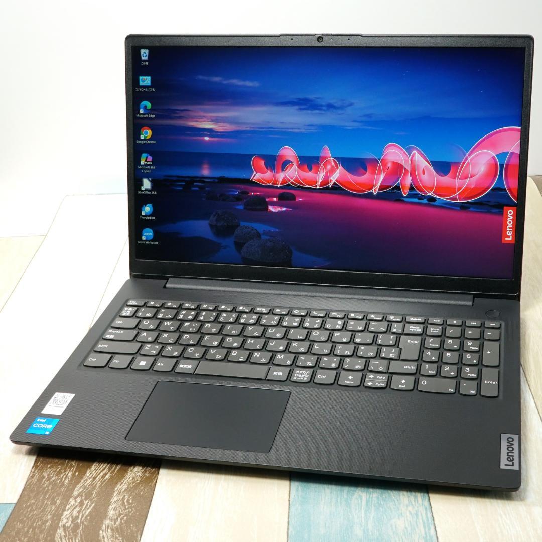 使用感わずかな極美品✨１０コアの１２世代ｉ５に超高速ＳＳＤ＆１６Ｇメモリ✨ＦＨＤ