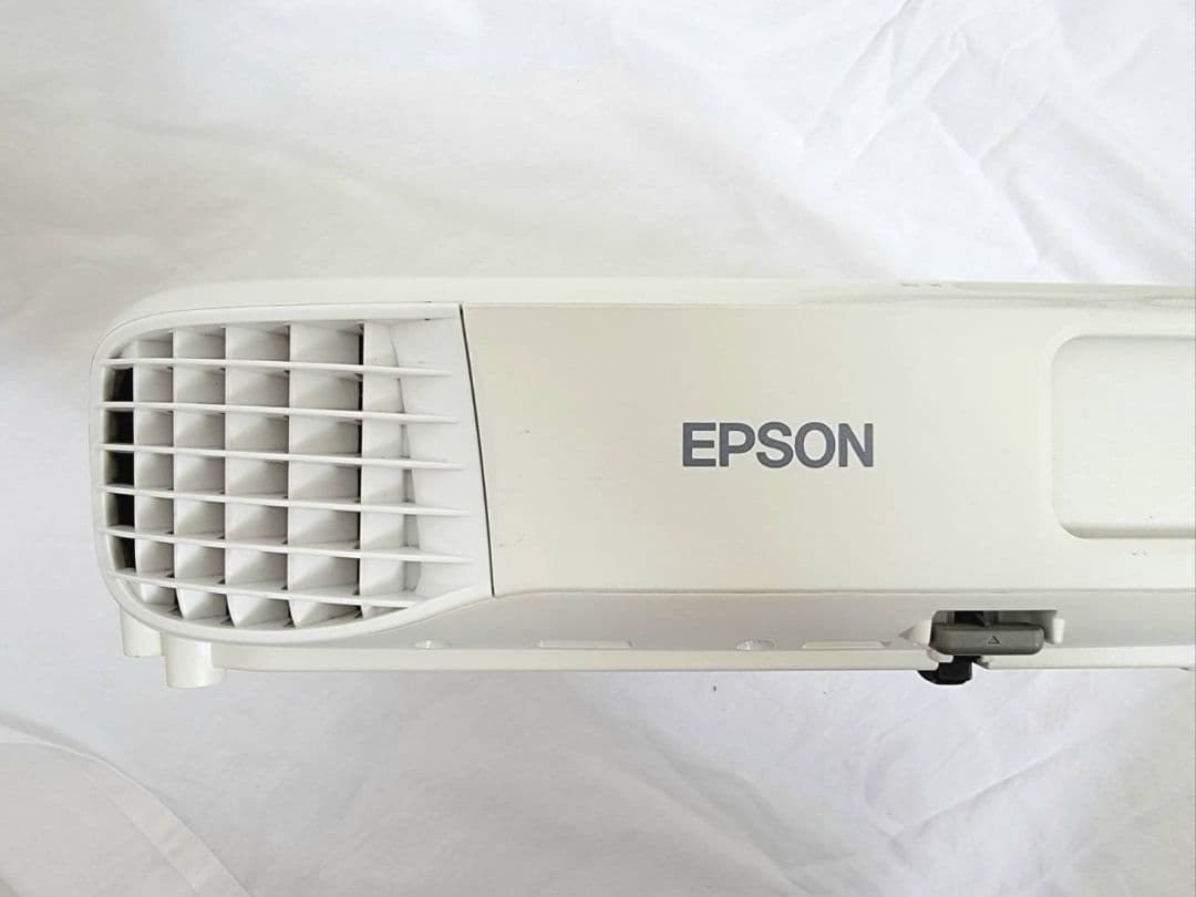 566h：EPSON「EB-S05」プロジェクター