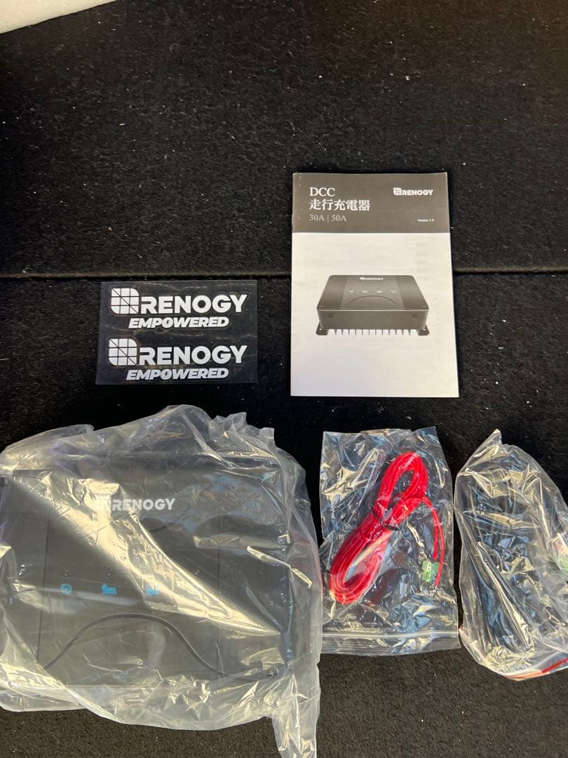 RENOGY 50A DC-DC バッテリーチャージャー