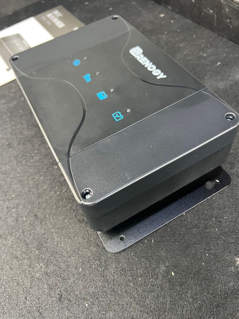 RENOGY 50A DC-DC バッテリーチャージャー